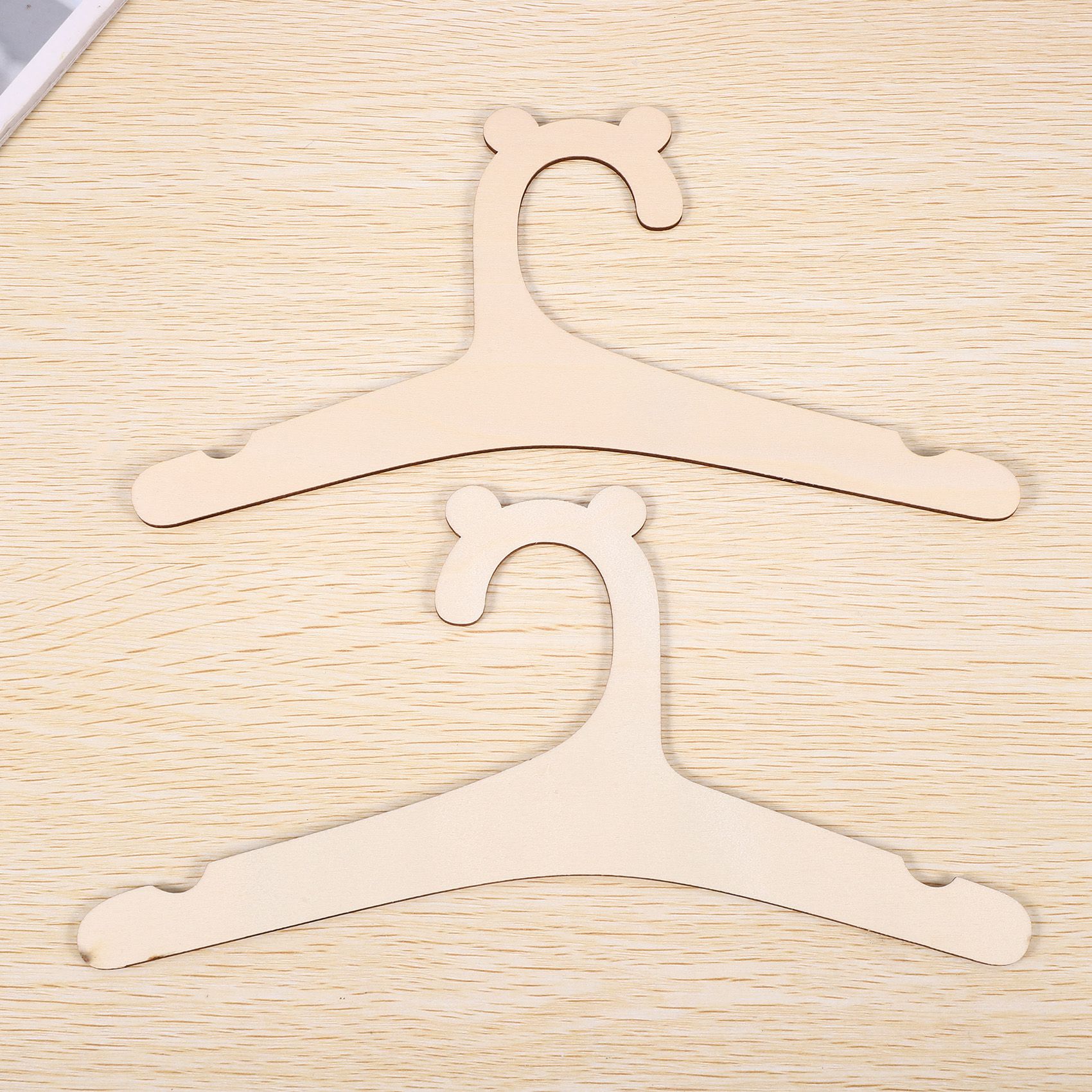 Baby Nursery Hangers - Cintres en bois naturel pour vêtements