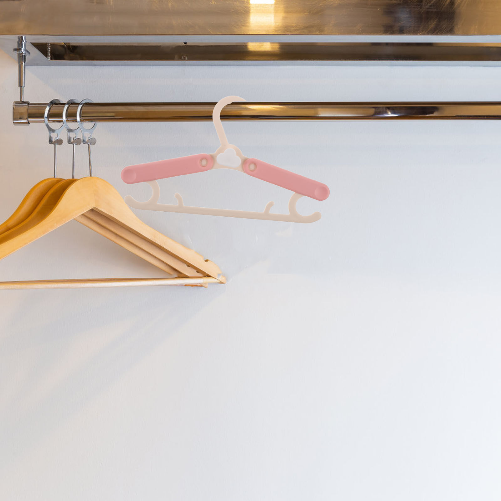 Lot de 5 cintres réglables en  - Baby Nursery Hangers avis et prix