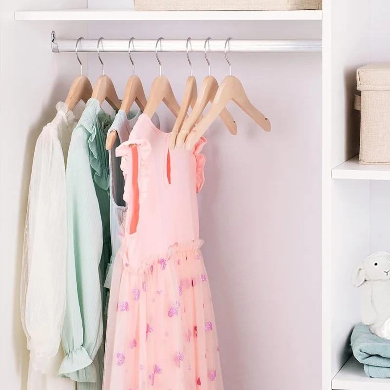 Lot de 6 cintres en bois pour  - Closet Organizer Baby avis et prix